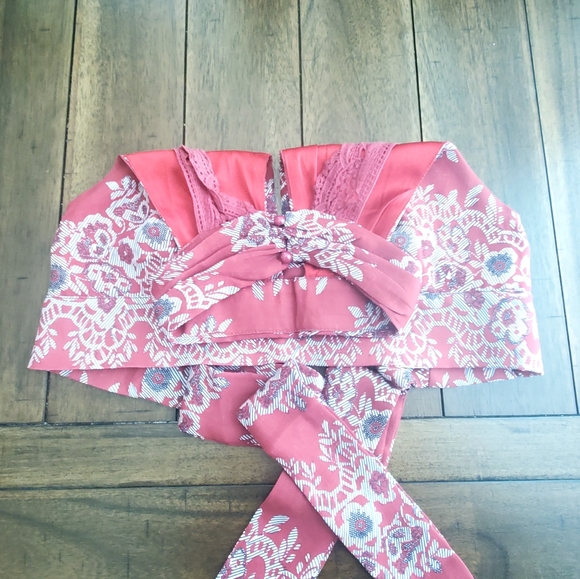 NWOT Maroon Flowered Cropped Top With Laced Open Back Tie Summer Top Size S - Picture 4 of 7